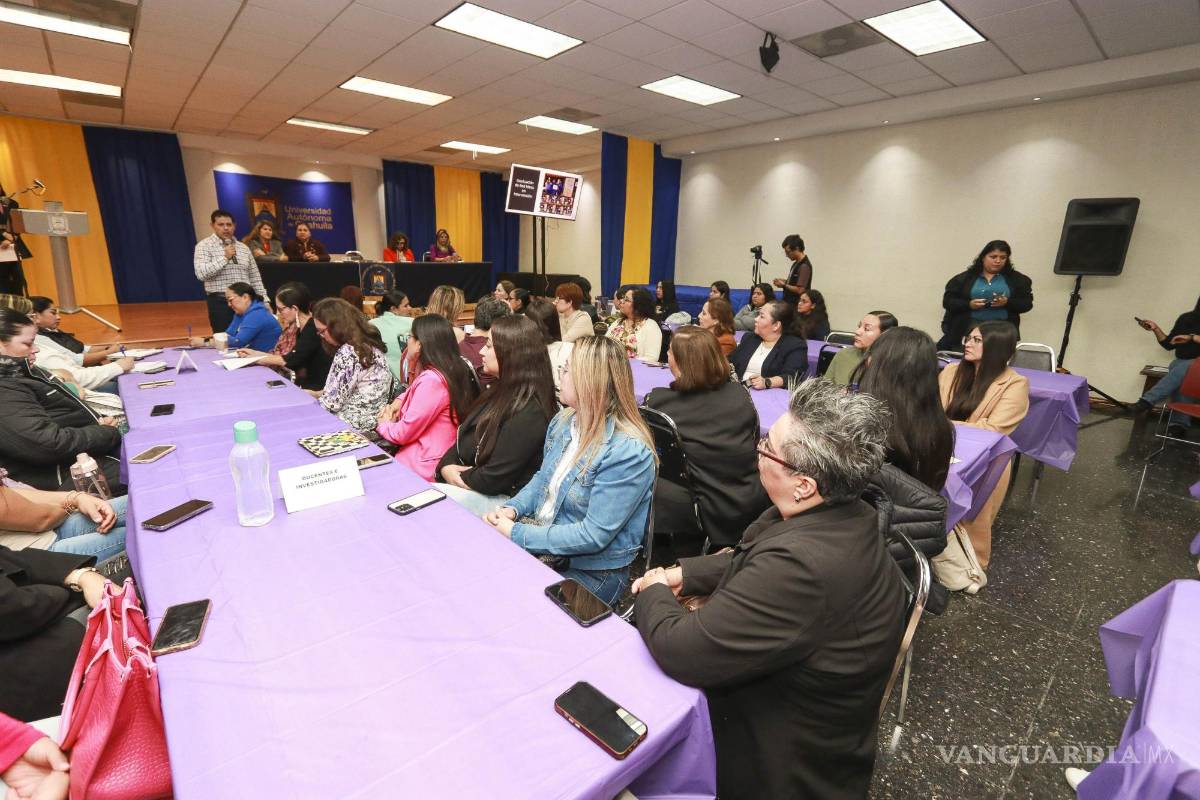 $!El rector de la UAdeC, Octavio Pimentel, anunció la creación de un Centro de Empoderamiento para Mujeres Universitarias.