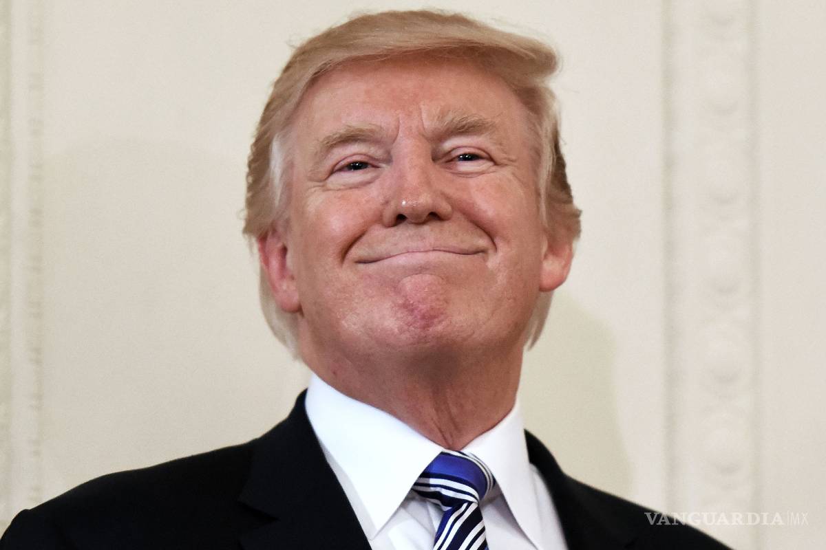 Retuitea Donald Trump videos antimusulmanes