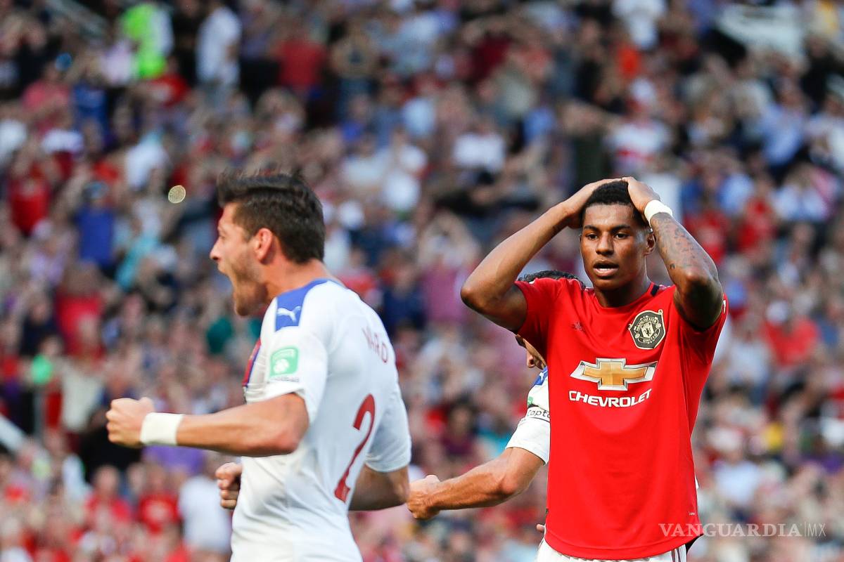 Manchester United sufre primera derrota en la Premier League