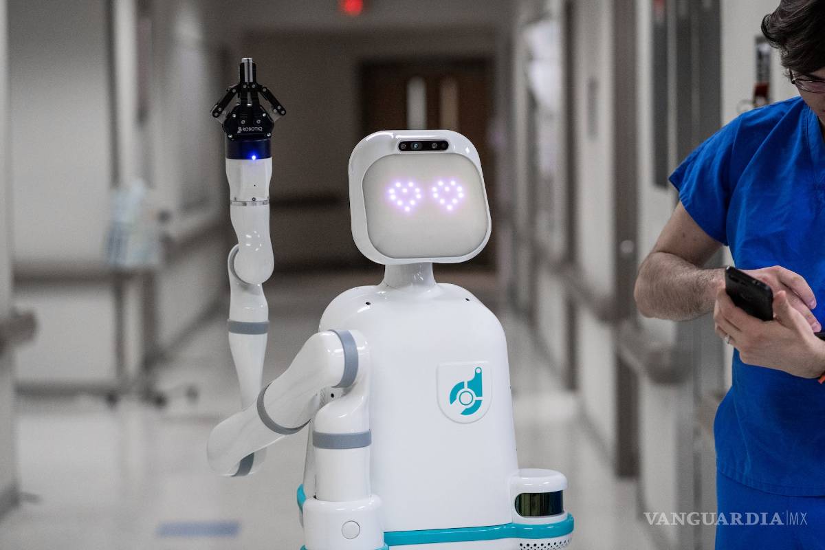 Moxi, el robot que ayuda a las enfermeras