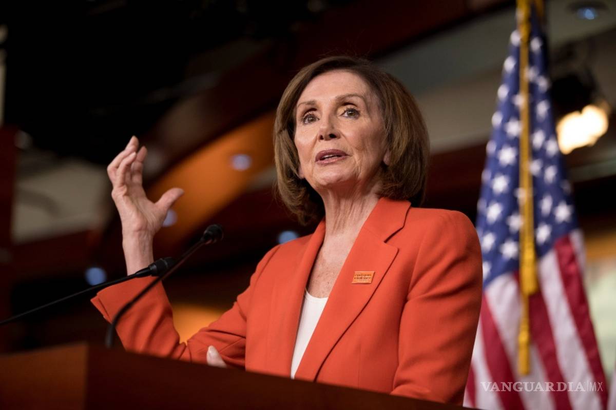 Presionan a Nancy Pelosi para que inicie el juicio político a Trump