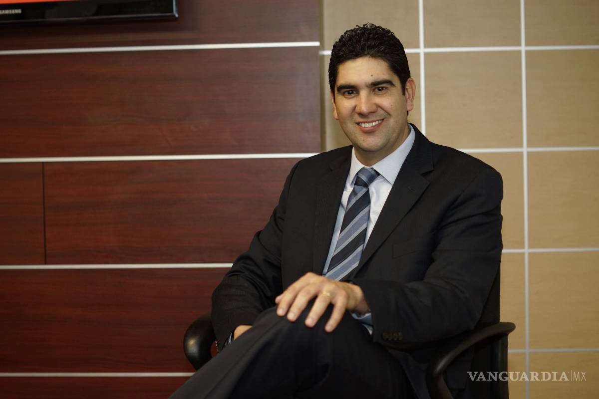 Califican PRI y PAN de payasada la consulta de Morena en Coahuila