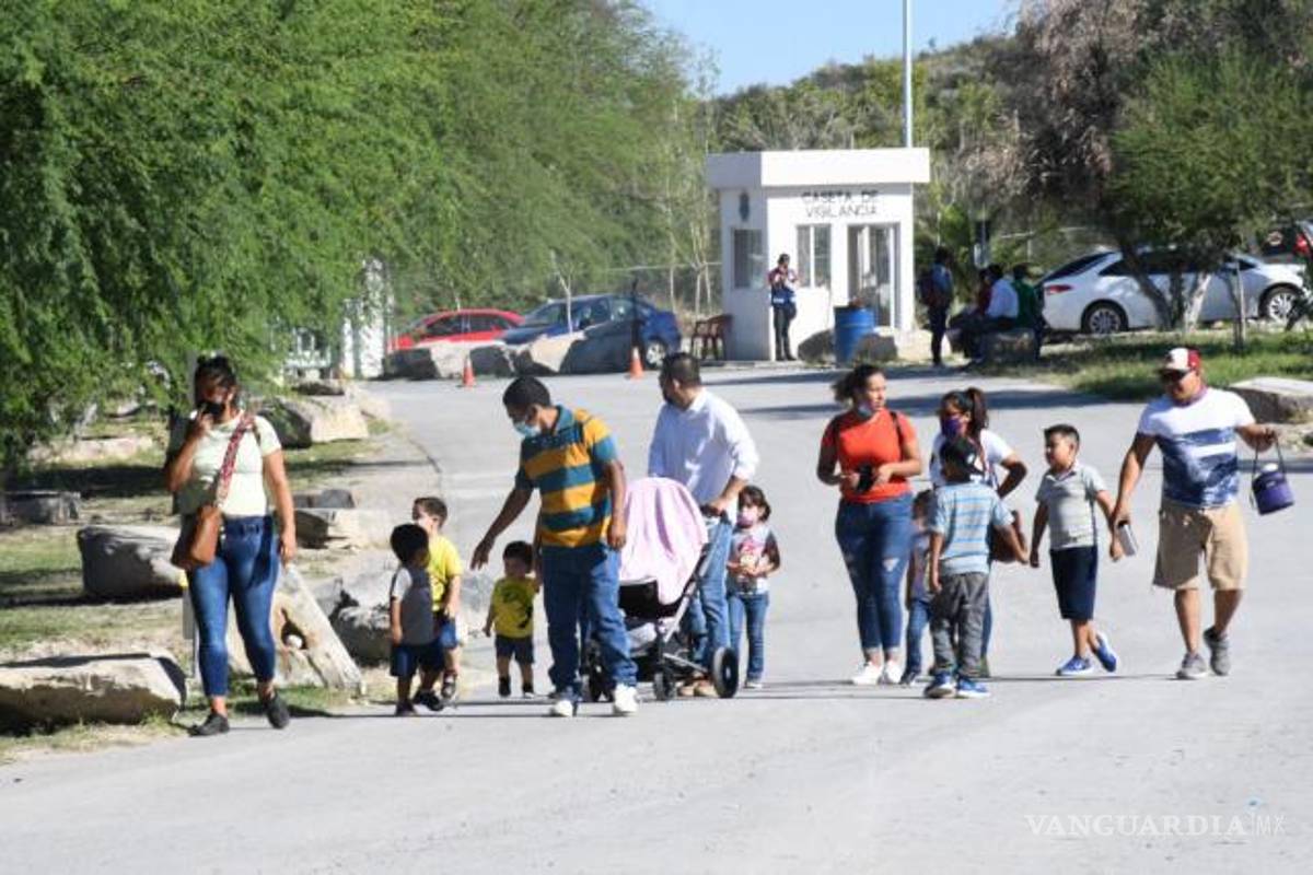Maestra de Coahuila amenaza a familias; denuncian fraude y acoso
