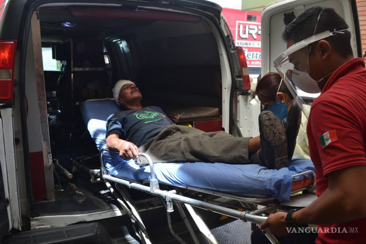 Atacan a hombre a machetazos en Ramos