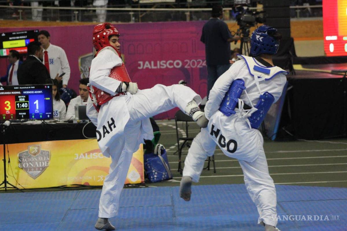 $!Los atletas coahuilenses sacaron sus mejores patadas para llegar al podio.