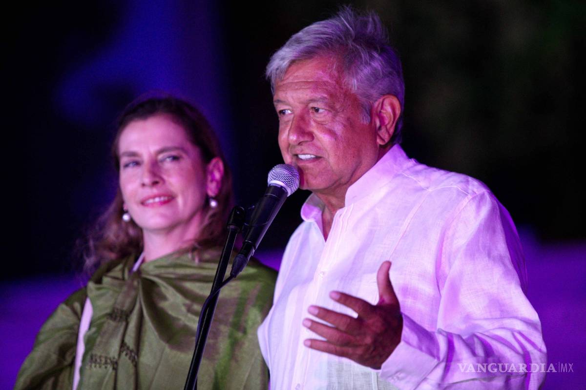 AMLO acepta que sí dio contratos directos a Rioboó - #Candidatum