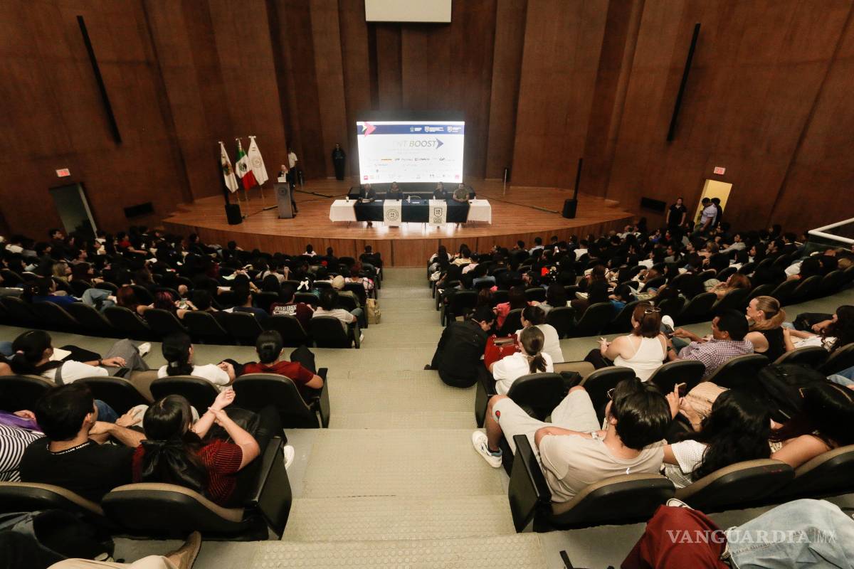 $!Estudiantes de la UAdeC participaron en el Talent Boost Foro de Prácticas Profesionales y Educación Dual en Campus Arteaga.