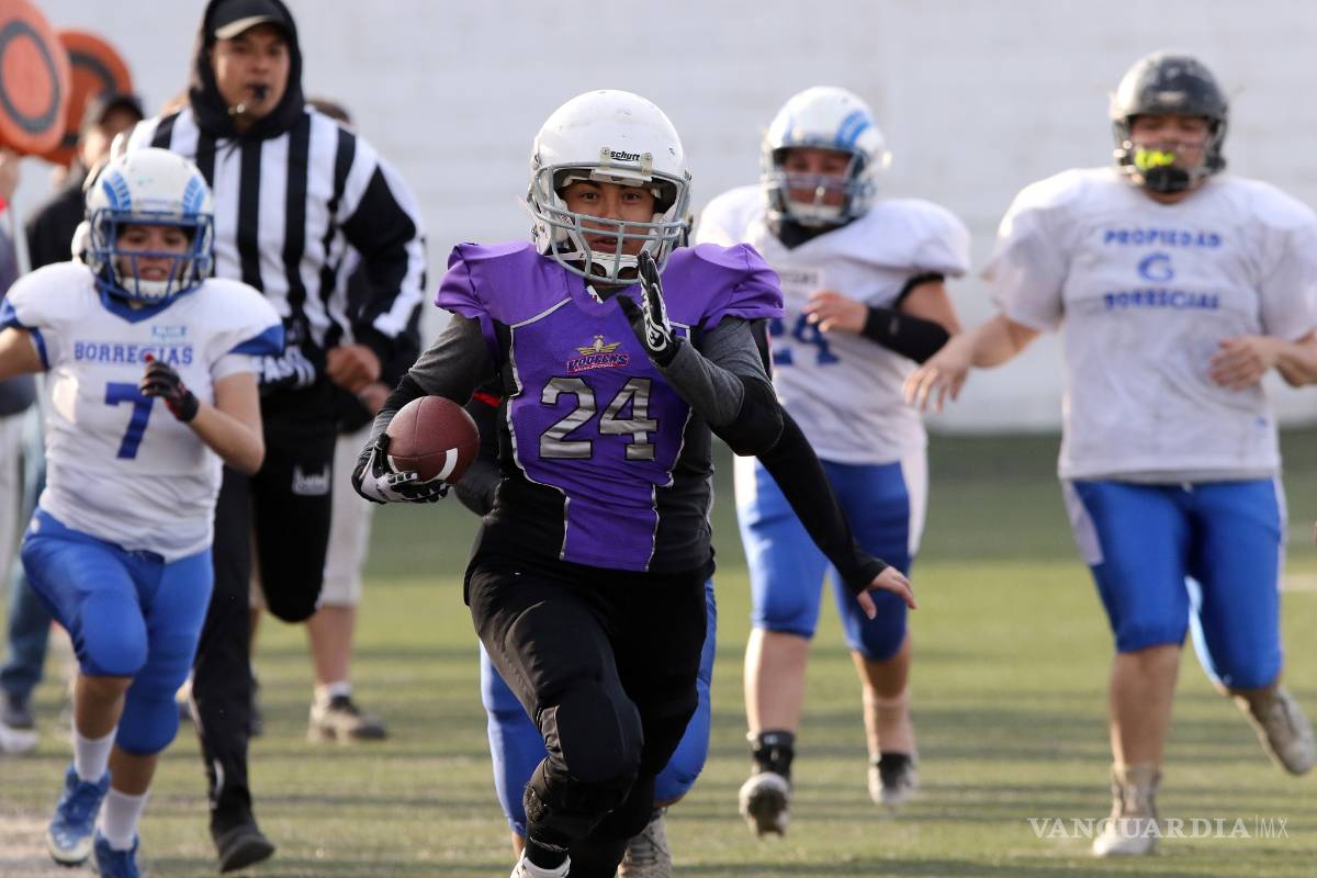 Aplastan a las Borregias, VQueens logra triunfo