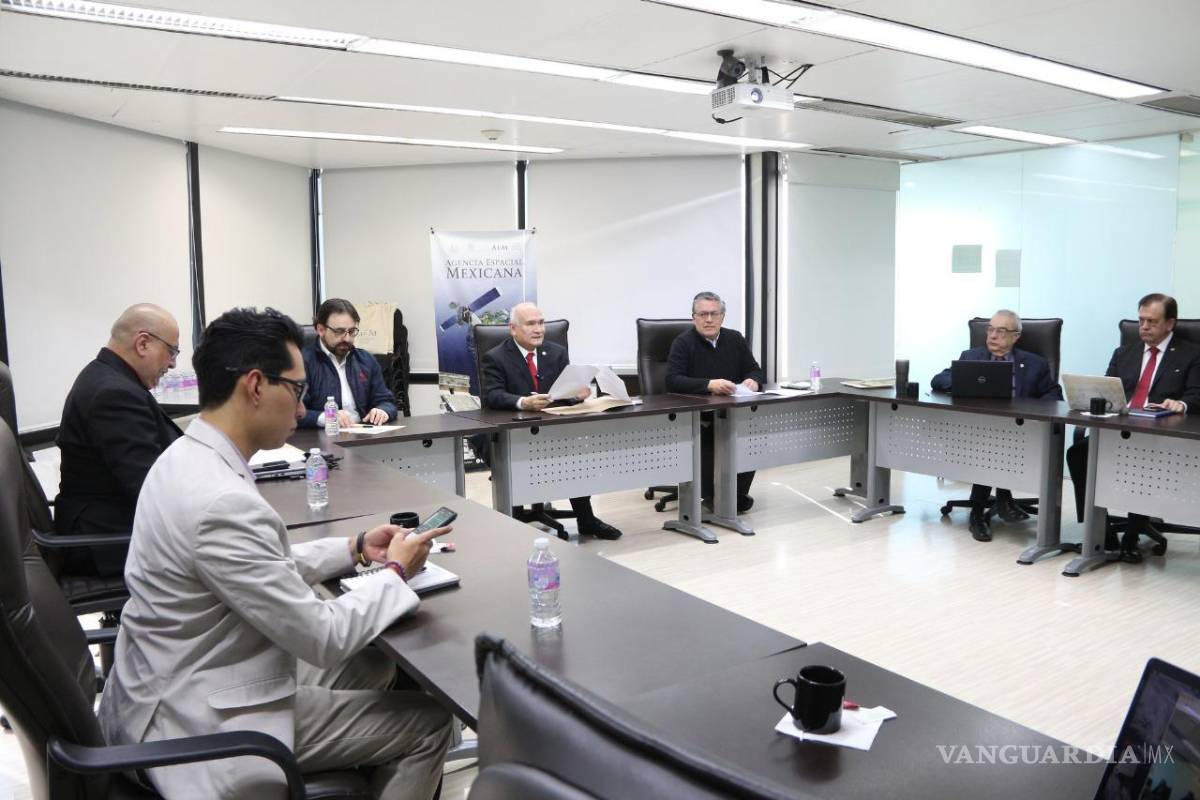 $!Los académicos, estudiantes e investigadores, invierten para estar presentes en congresos y competencias fuera de México.