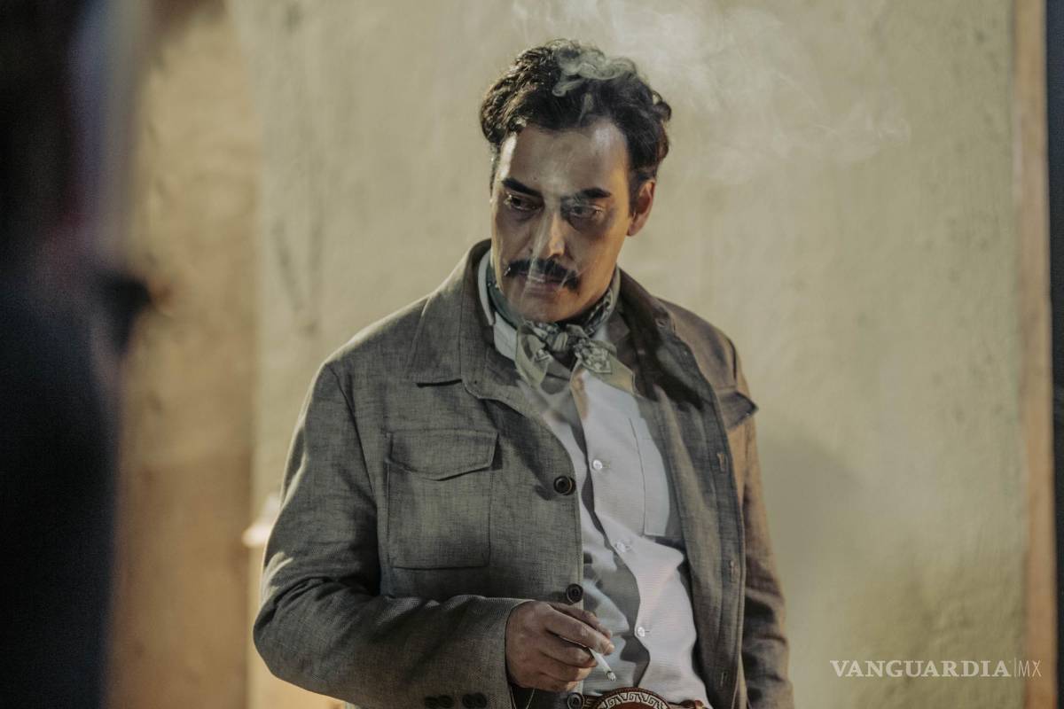 $!Ramón Medina se pone en la piel del ícono coahuilense, Emilio “El Indio” Fernández para serie en VIX+