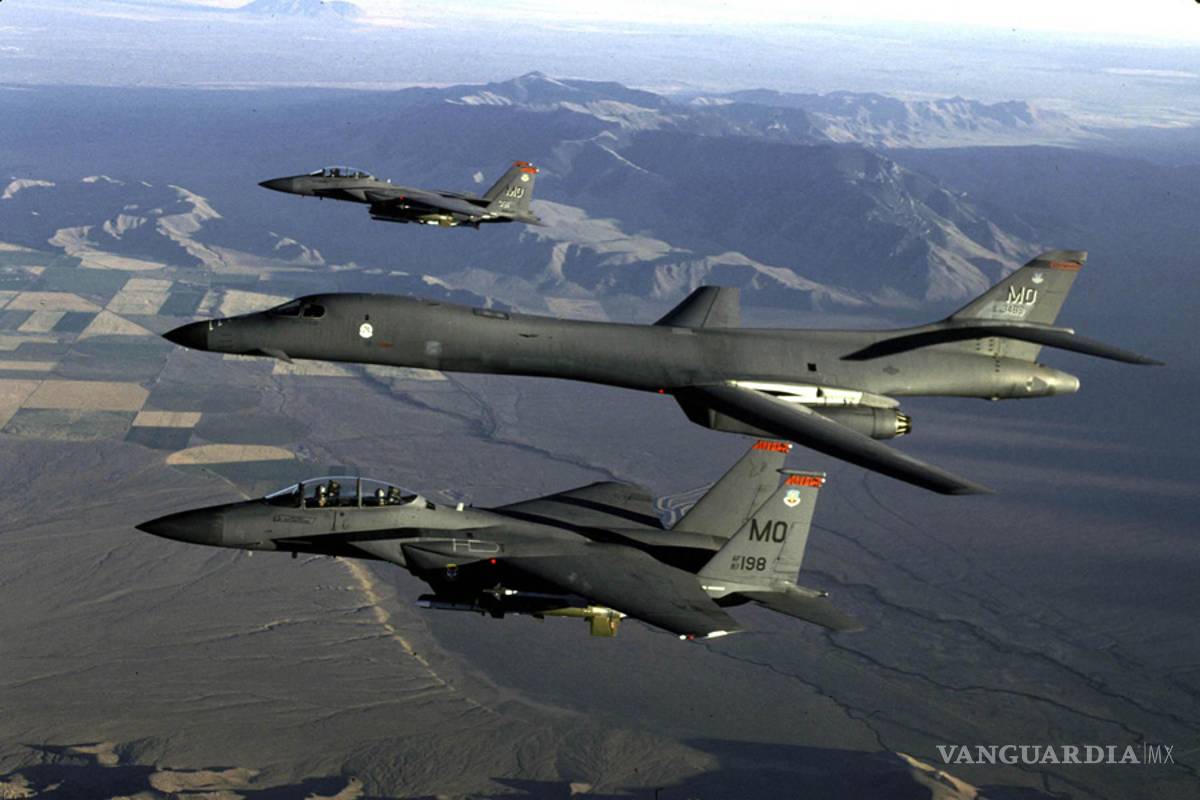 Corea del Norte moviliza aviones tras el envío de bombarderos de EU