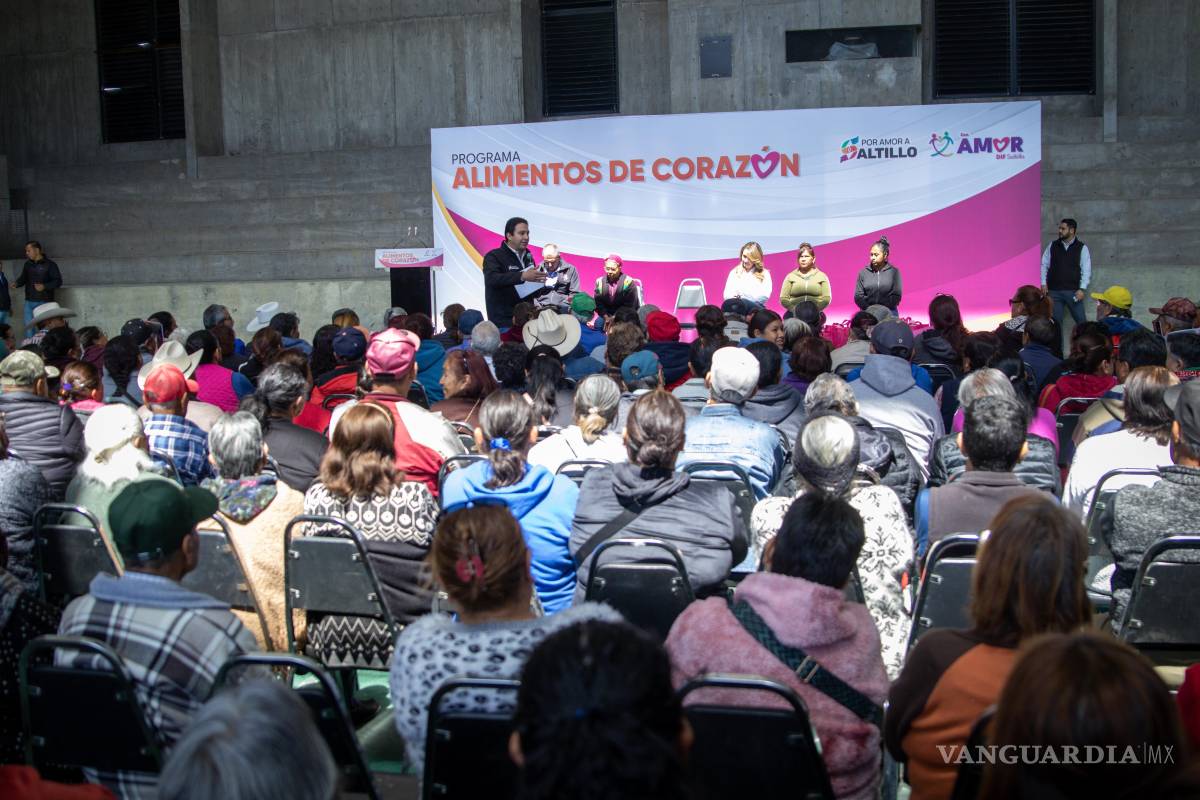 $!Durante el evento de inicio del programa, autoridades municipales reiteraron su compromiso de construir un Saltillo más justo e incluyente, con políticas sociales enfocadas en mejorar la calidad de vida de quienes más lo necesitan.