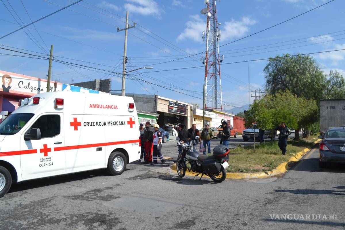 Derrapa en moto prestada y no se acuerda de nada
