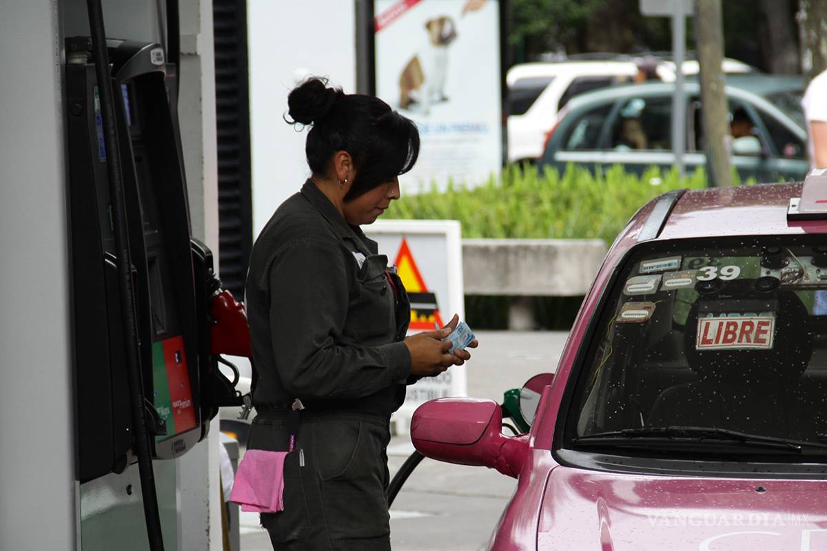 No hay gasolina porque “Pemex no tiene para pagarla”