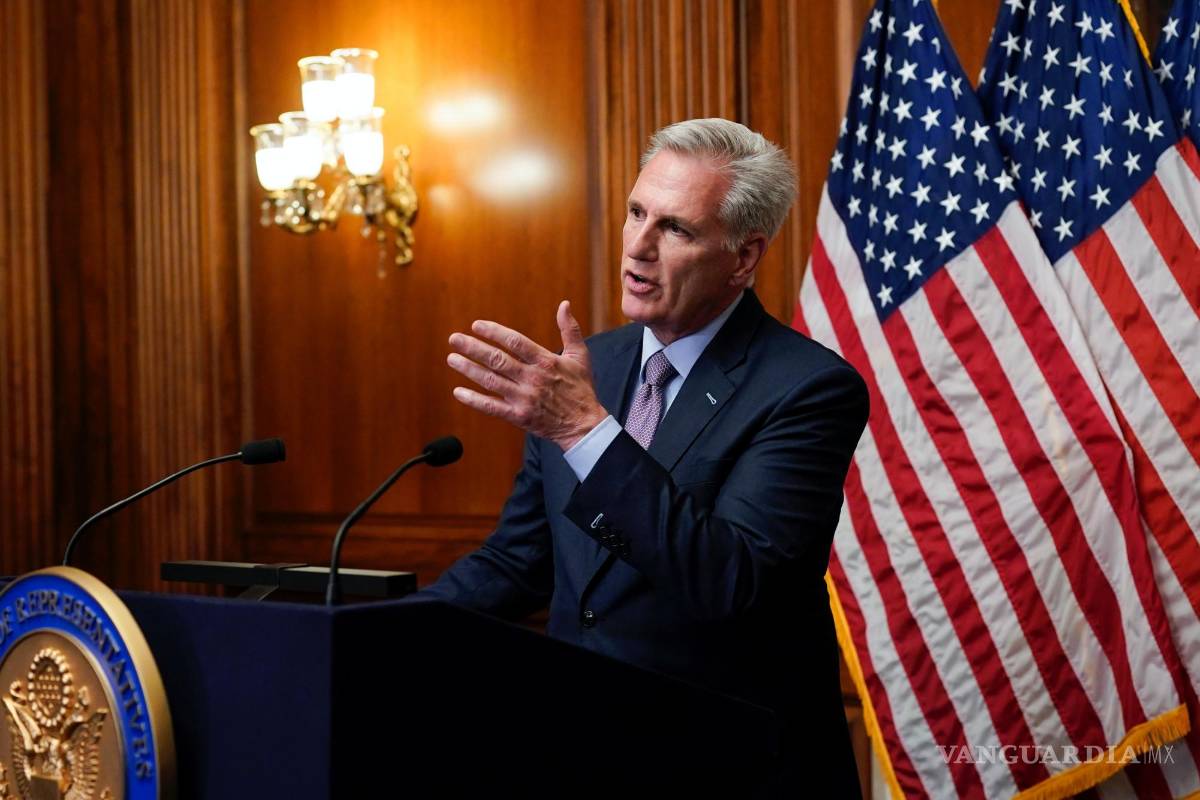$!Kevin McCarthy se las había ingeniado para mantener al partido unido durante nueve meses al presentar una postura desafiante hacia el resto de Washington