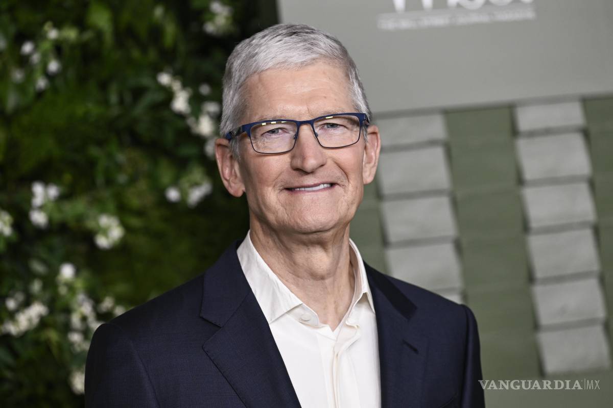 $!Tim Cook CEO de Apple. De acuerdo a la encuesta de los que más ganan Cook ganó 74.6 millones de dólares.