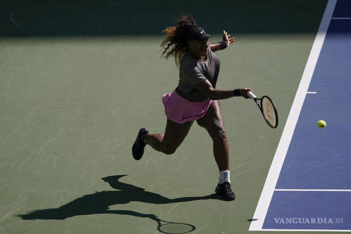 $!Serena Williams practica en el estadio Arthur Ashe antes del inicio del torneo de tenis del Abierto de Estados Unidos en Nueva York.