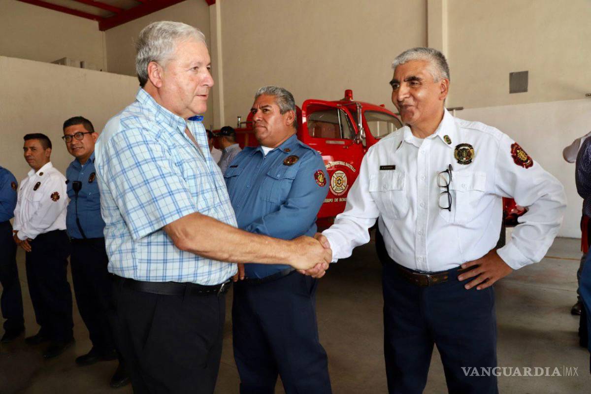$!De los mejores cuerpos de Bomberos del país, el de Saltillo: Chema Fraustro