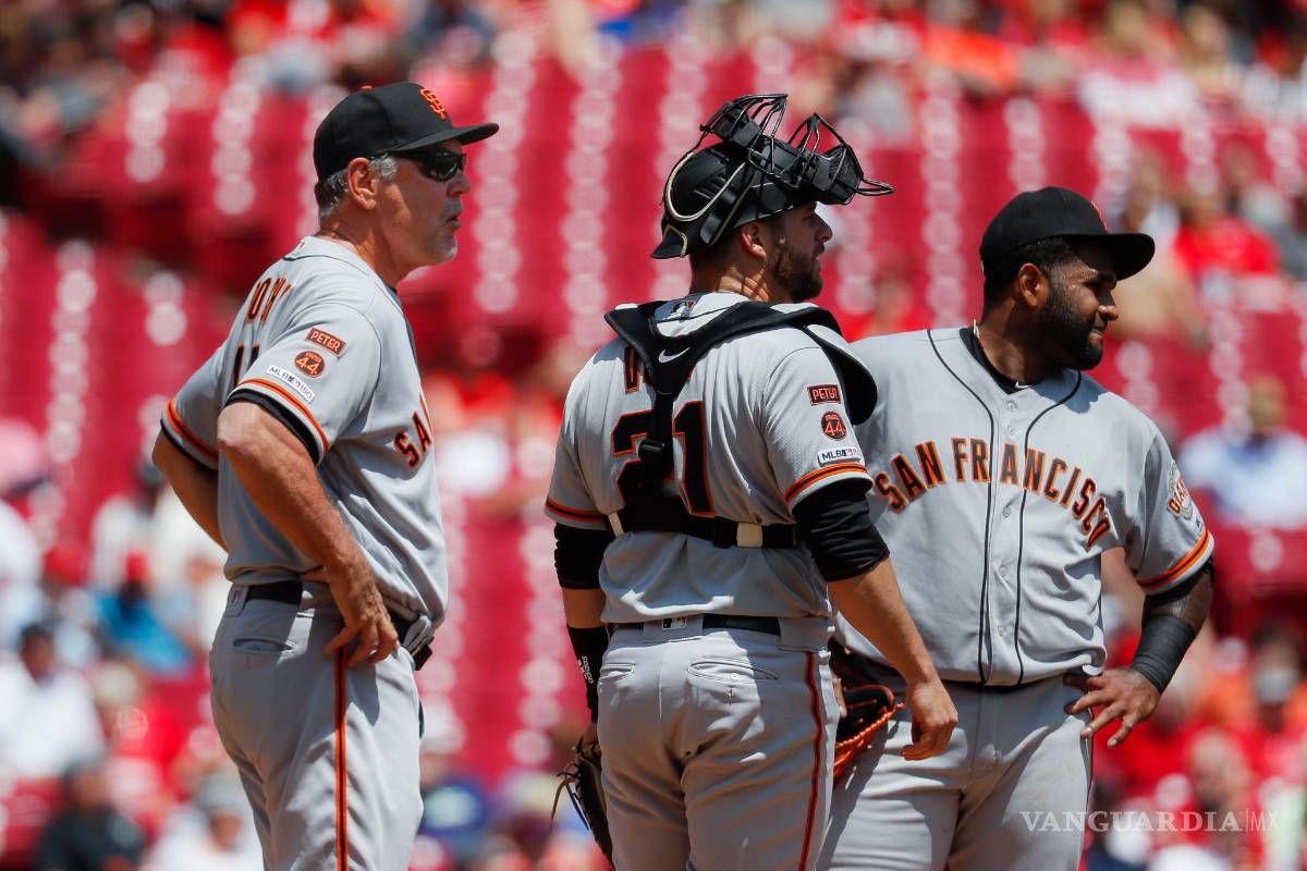 $!En medio de un enjambre de abejas, Cicinnati gana un accidentado partido a San Francisco