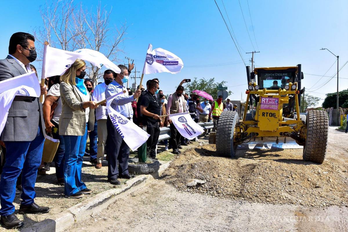 Maru Campos usó pañuelo provida en su primer evento como gobernadora de Chihuahua