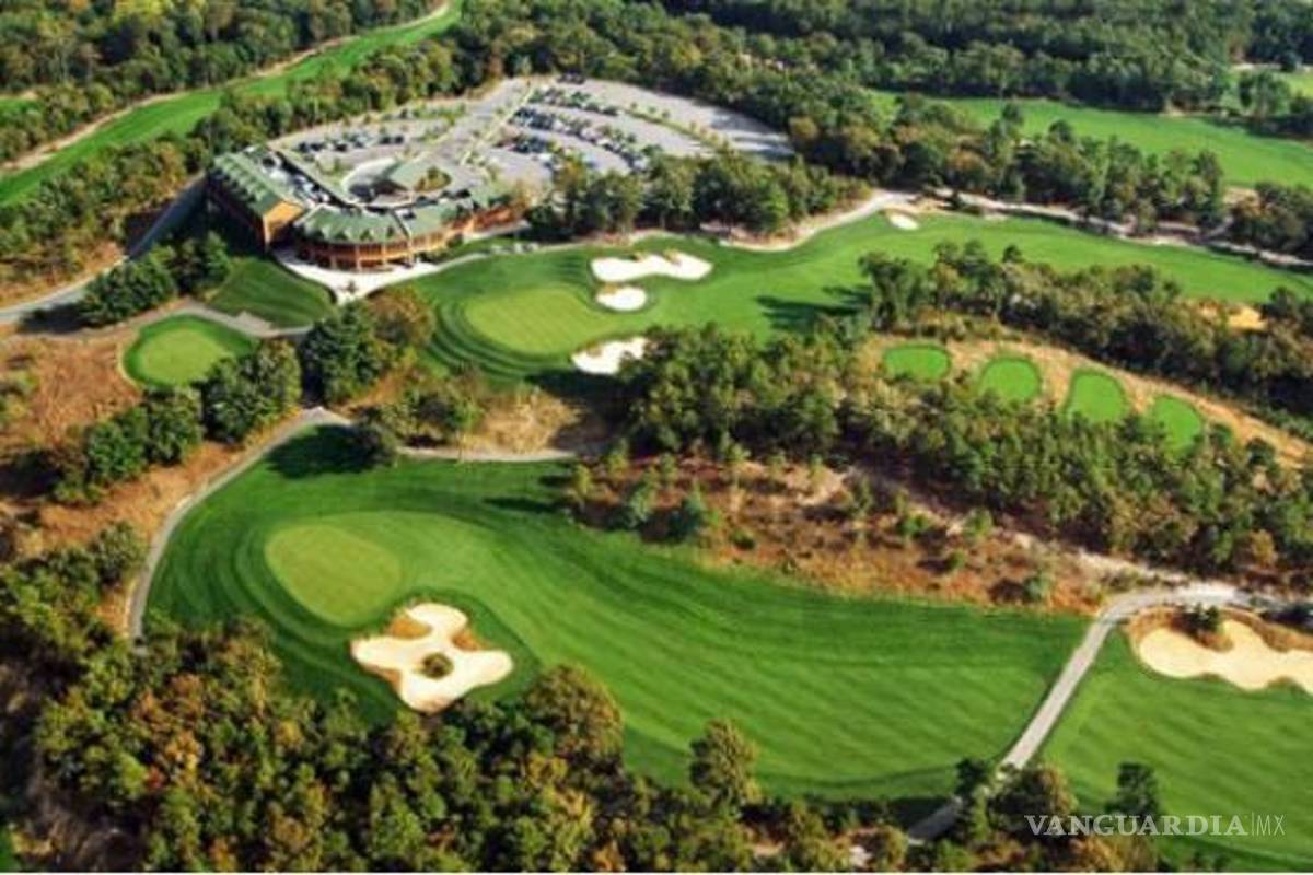 $!Migrantes limpian club de golf, residencia y ropa de Donald Trump: The New York Times