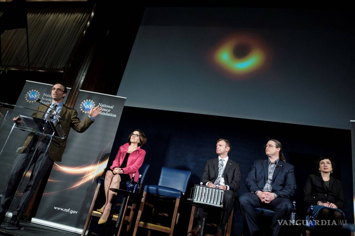 $!Primera imagen de un agujero negro número uno mundial de tendencias en Twitter