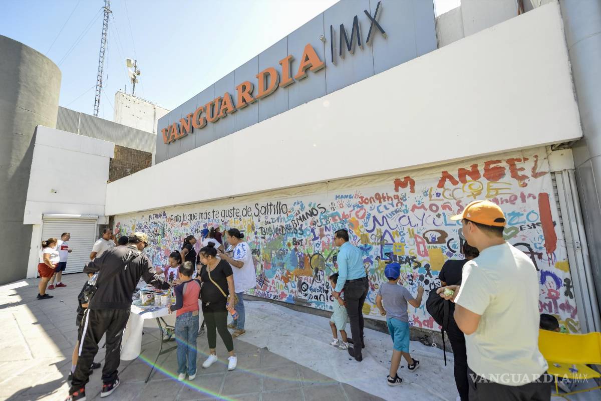 $!Actividad de pintura donde VANGUARDIA invitó a niños a compartir lo que más les gusta de Saltillo. Se efectuó a un lado de la Ruta Recreativa que se organiza cada domingo.
