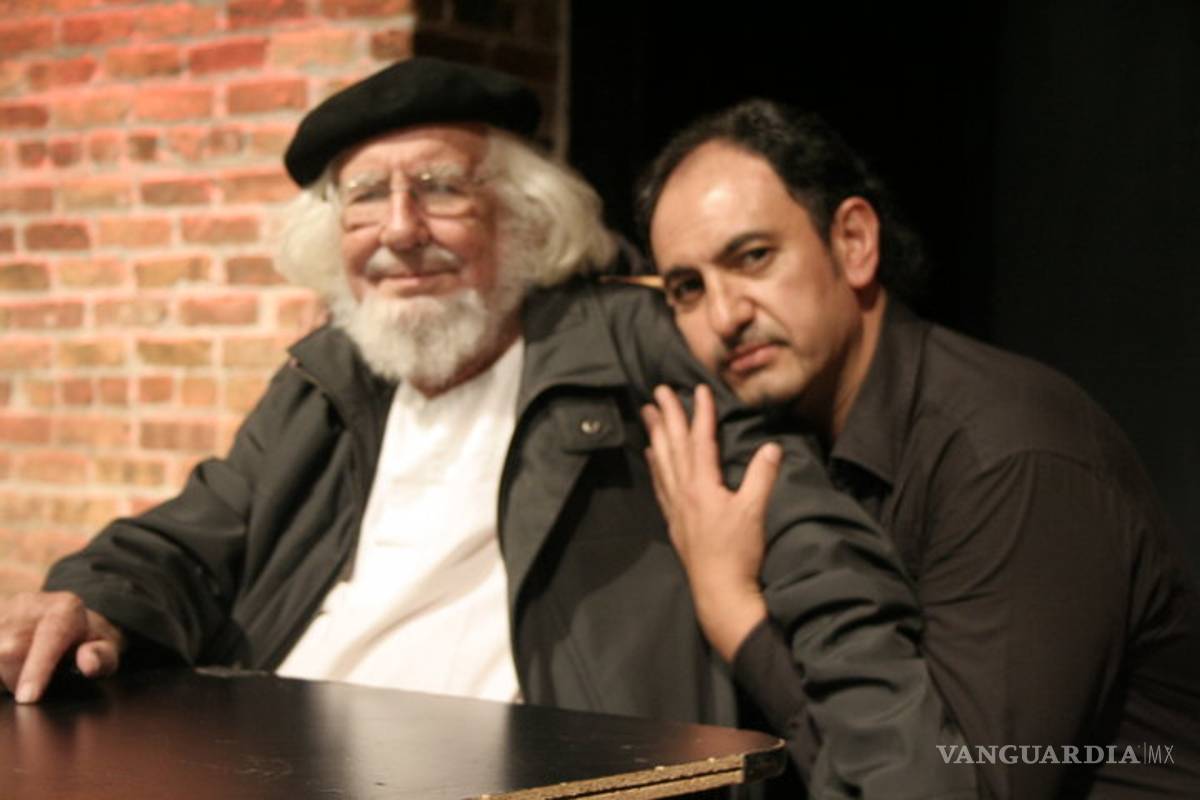 El poeta Ernesto Cardenal celebra su cumpleaños 93 en Facebook