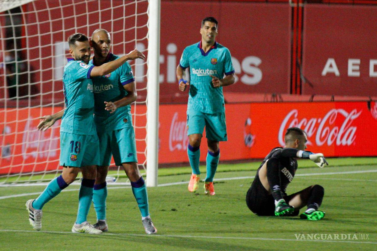 Regresan amarrando el liderato Culés