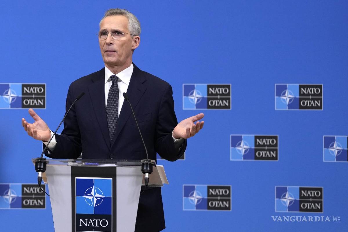 $!El secretario general de la OTAN, Jens Stoltenberg, habla en conferencia de prensa antes de una reunión de ministros de Defensa en la sede de la OTAN en Bruselas.