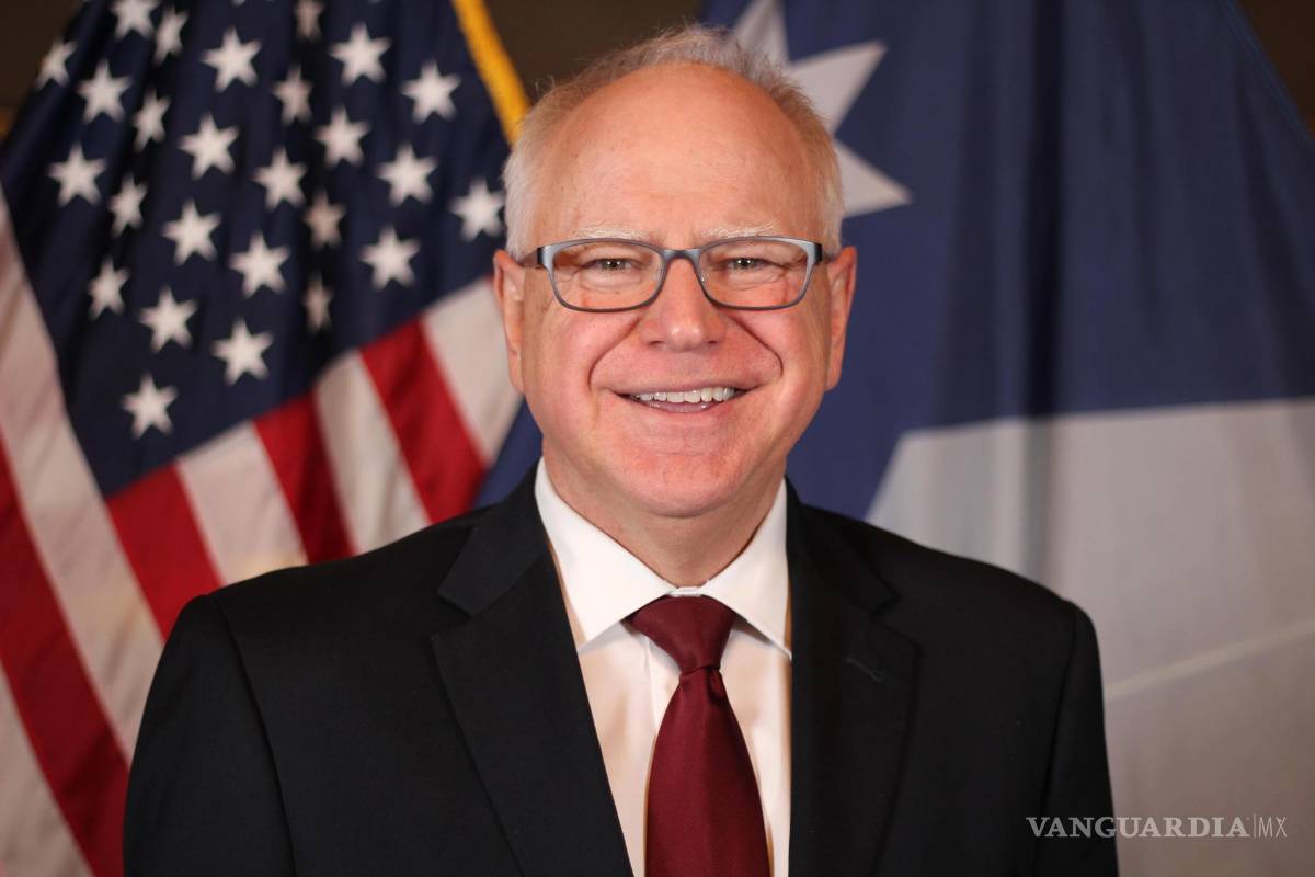 $!Tim Walz, gobernador de Minesota desde 2019, cargo para el que fue reelegido en 2022. Harris eligió a Walz, como compañero de fórmula para la Vicepresidencia.