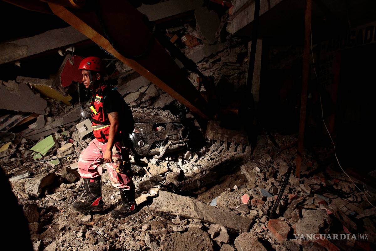 Aumenta a 602 el número de muertos y 12 mil heridos por terremoto en Ecuador
