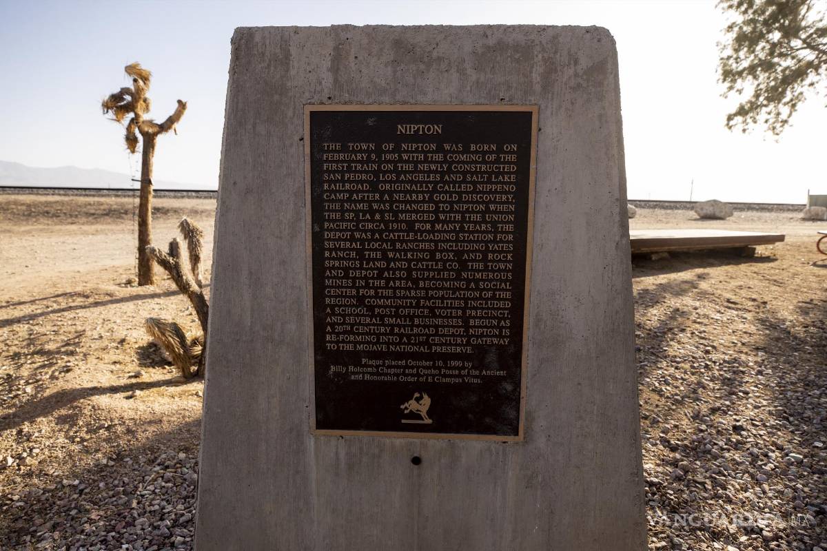Conoce en fotografías la ciudad de Nipton, en el desierto de California, que se vende de nuevo