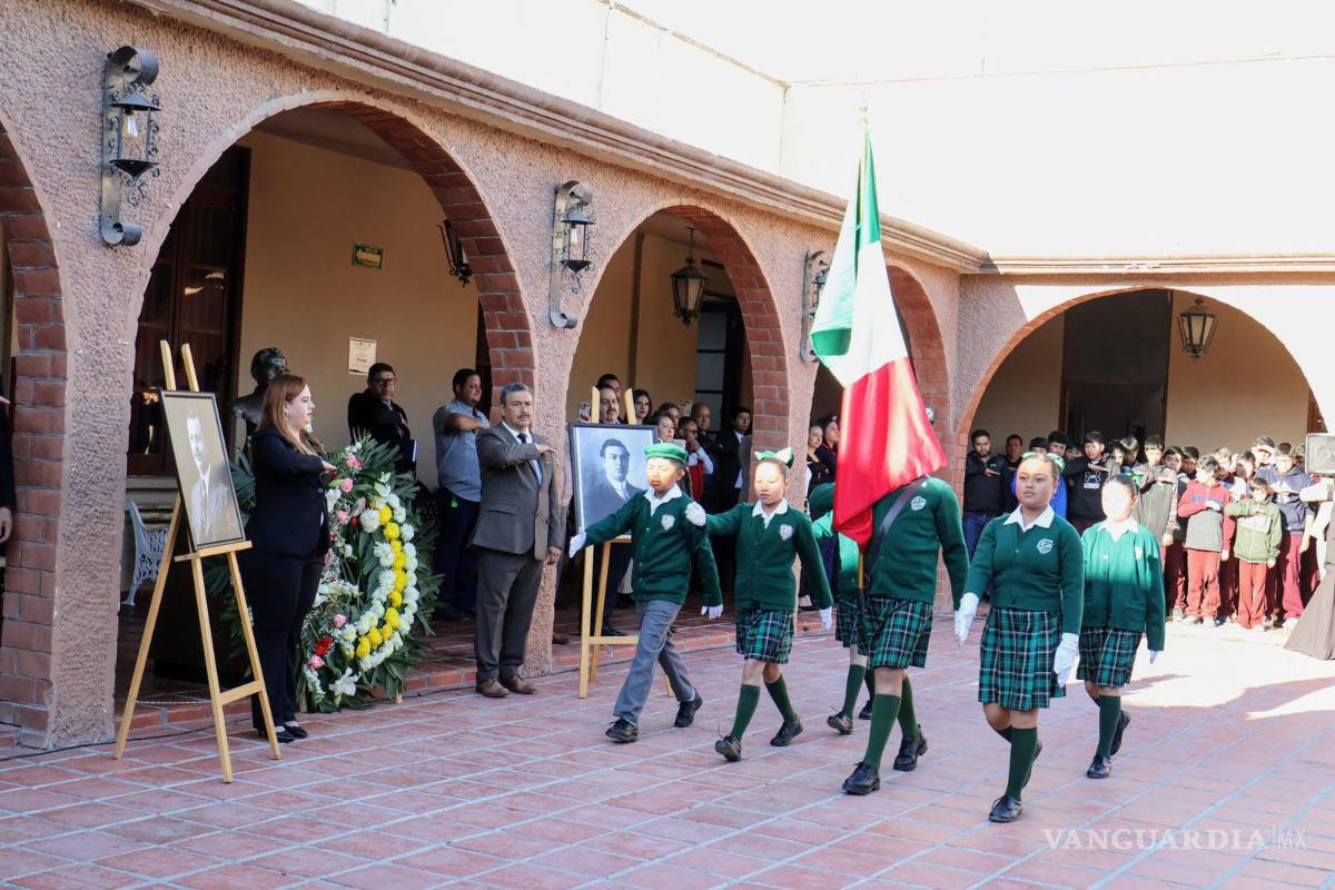 $!La Escuela Primaria Dr. Jesús Valdés Sánchez fue la sede del evento, con la participación activa de su escolta y comunidad escolar.