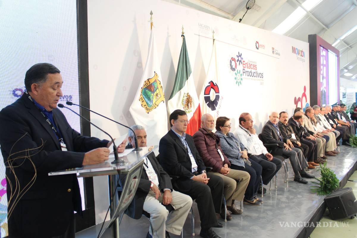 $!Reconoce el Infonavit a 58 ‘Empresas de Diez’ en la región