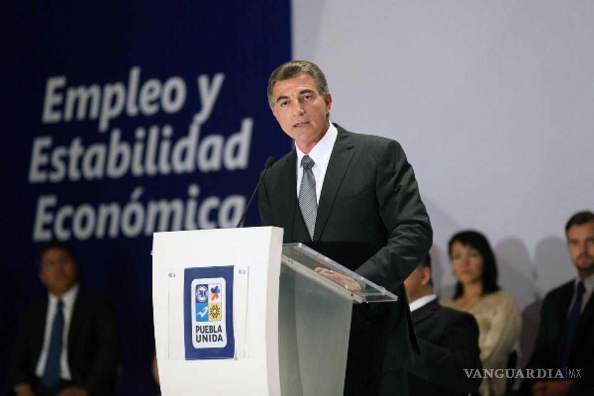 Exmandatario Tony Gali 'abrió puerta' al PRI para gubernatura interina de Puebla