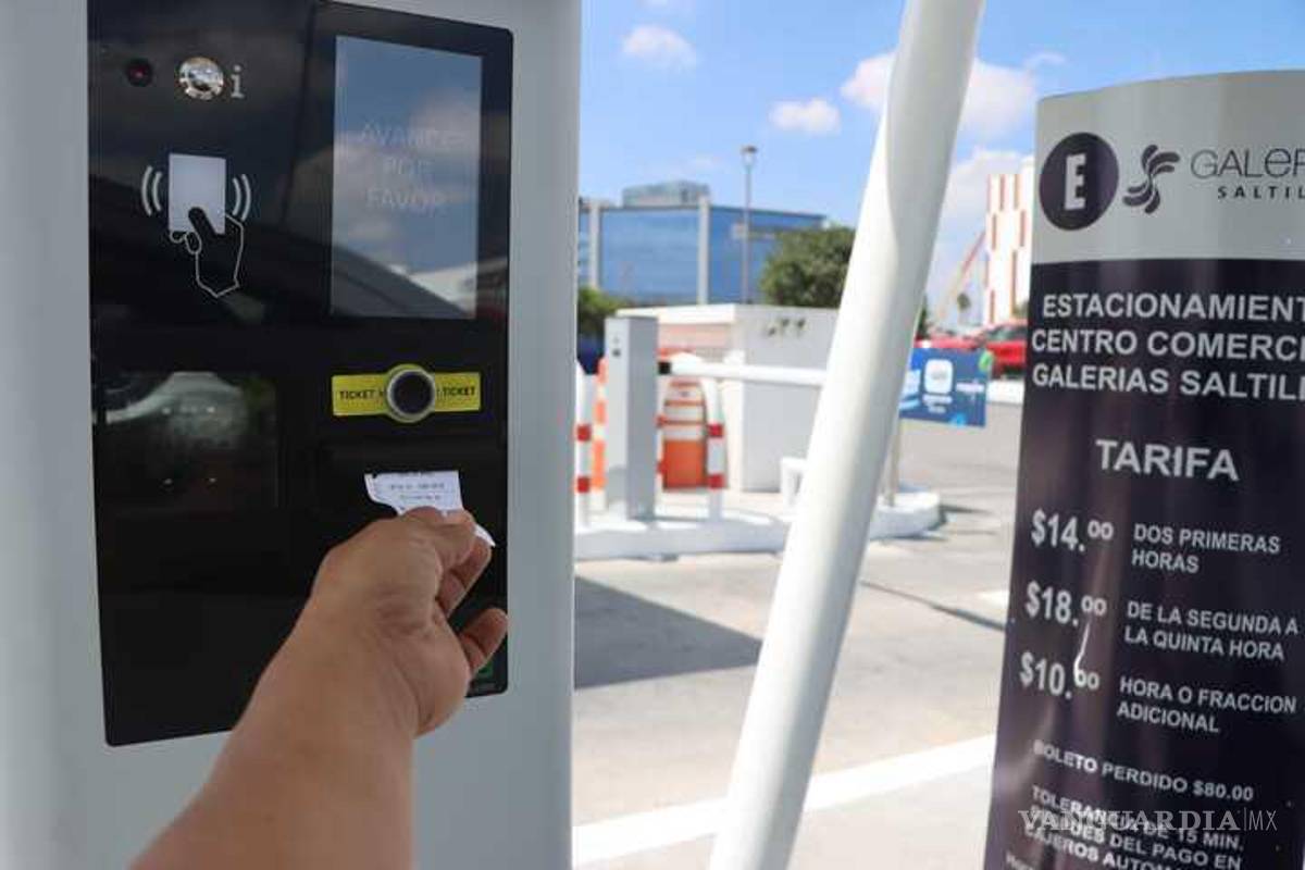 Ya se había propuesto eliminar cobro en estacionamientos de plazas comerciales en Saltillo... quedó en letra muerta