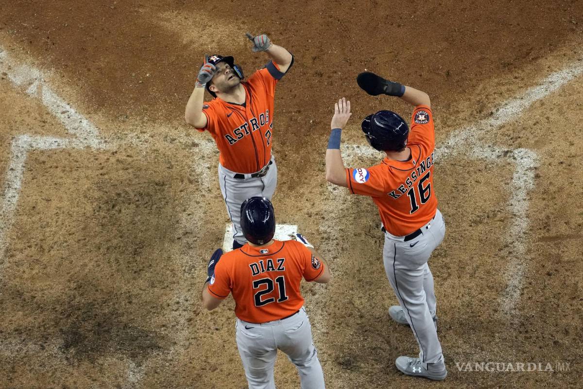 Altuve sigue haciendo de las suyas con los Astros; los lleva a un triunfo de la Serie Mundial