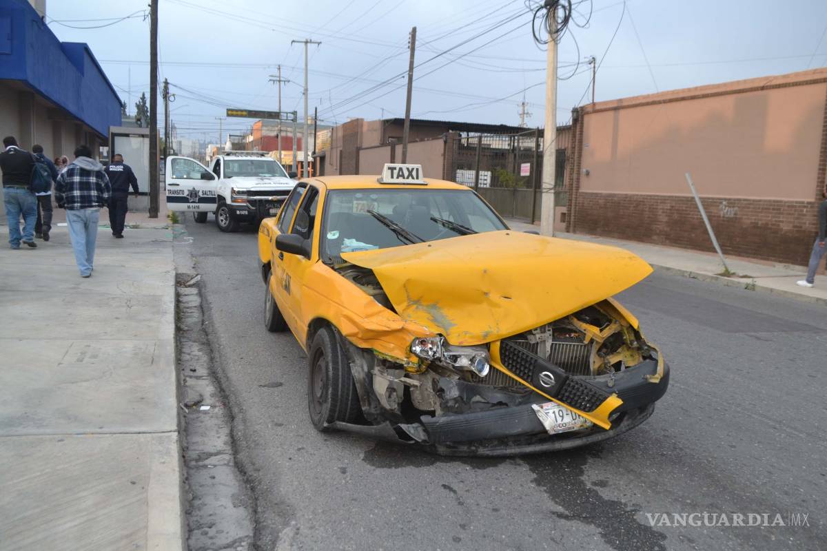 $!Causa choque en Saltillo y quiere deslindarse