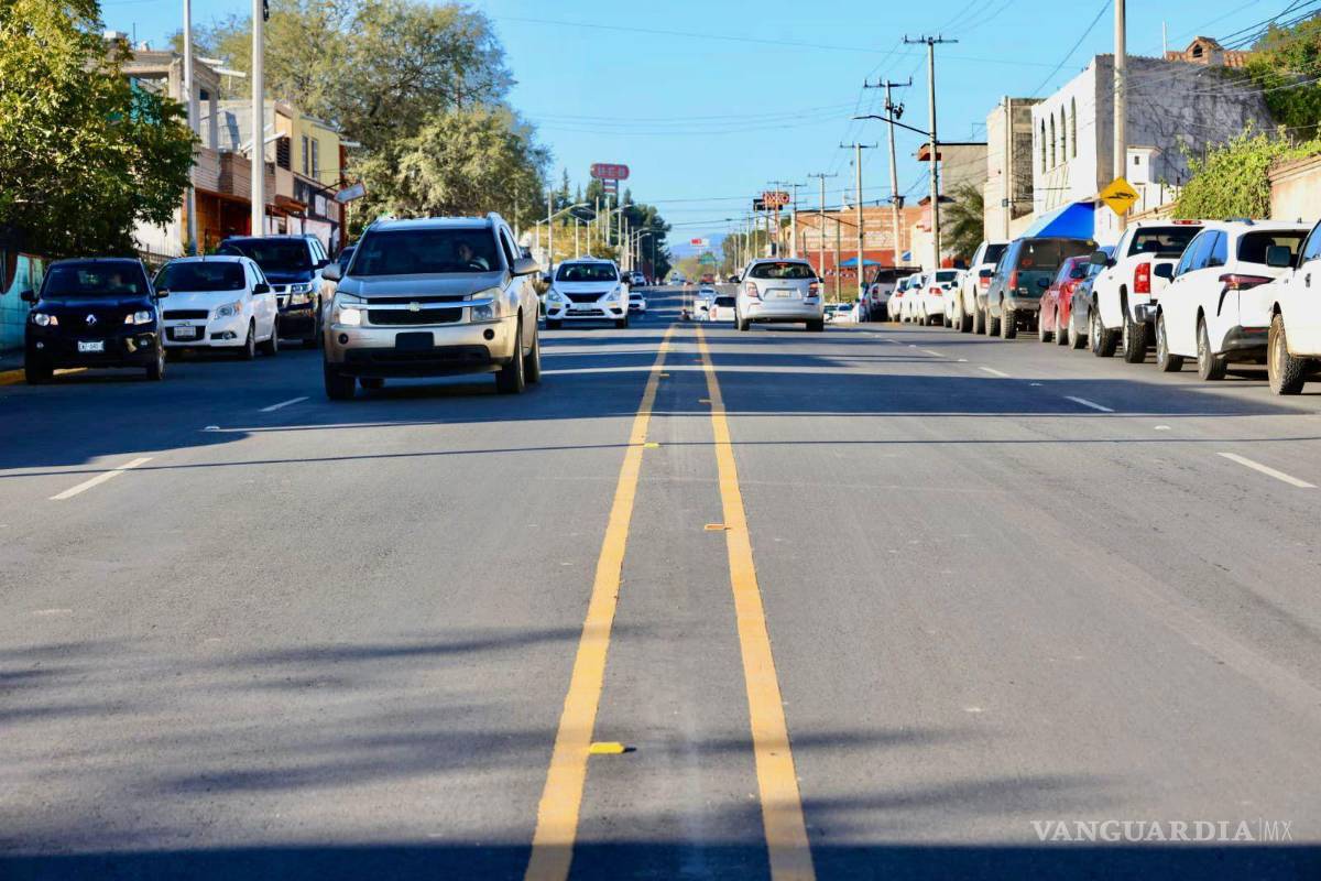 $!Chema Fraustro y Miguel Riquelme entregan en Saltillo obra de rehabilitación en calle Urdiñola