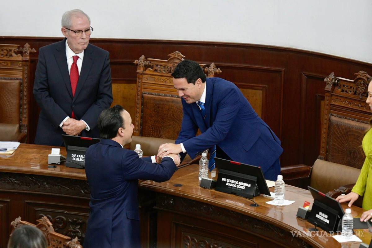 $!El diputado del PAN señala la responsabilidad de trabajar en unidad para lograr un mejor Coahuila, promoviendo la inversión y colaborando con el Gobierno del Estado.