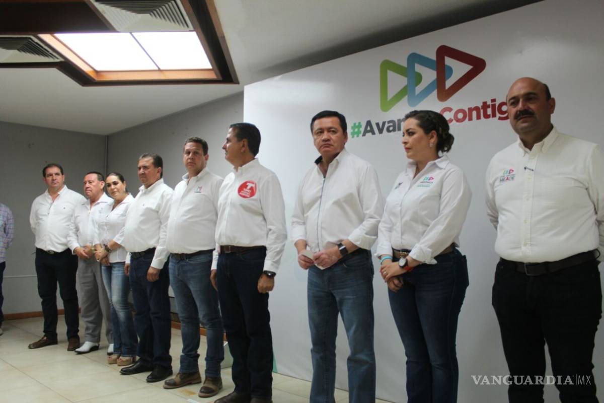 “El PRI no tiene nada de qué avergonzarse”, dice en Torreón Osorio Chong