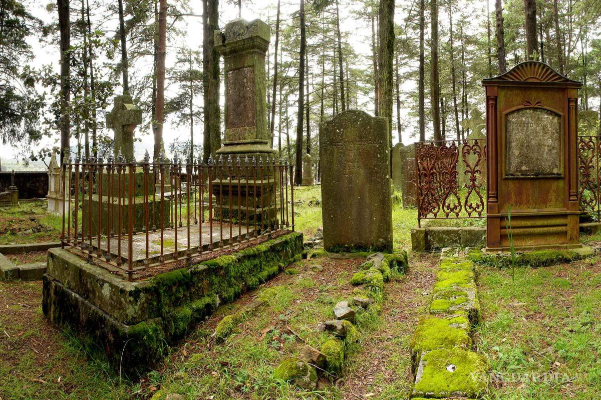 ¿Te interesa lo misterioso y sobrenatural? Entonces debes recorrer estos panteones