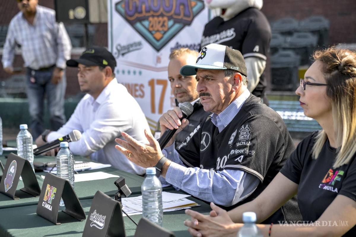 $!En el evento estuvieron presentes autoridades de Saraperos, DIF Estatal e Instituto Estatal del Deporte.