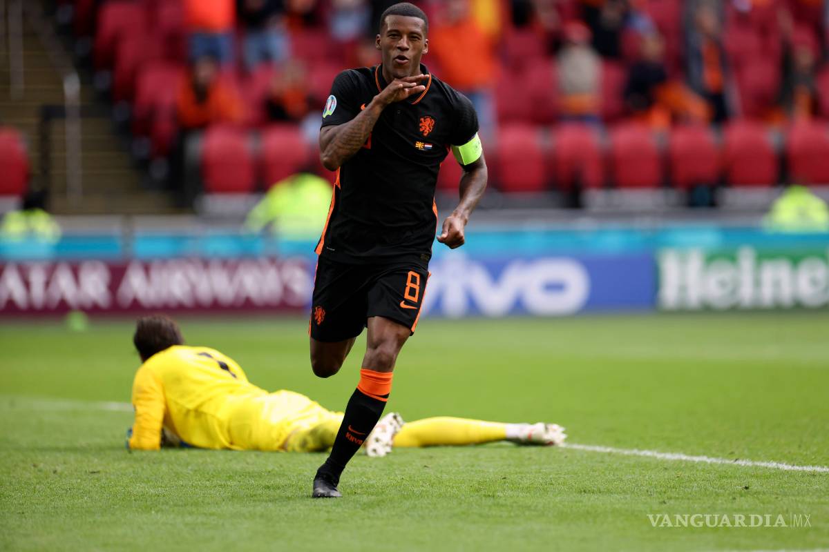 Holanda pasa a octavos caminando