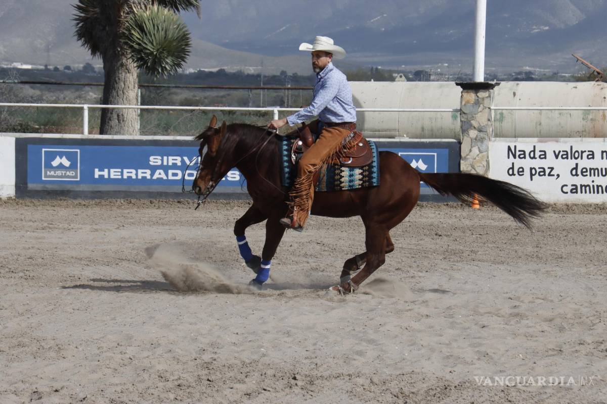 $!Arranca el programa del Brio Country Fest con competencia de reining