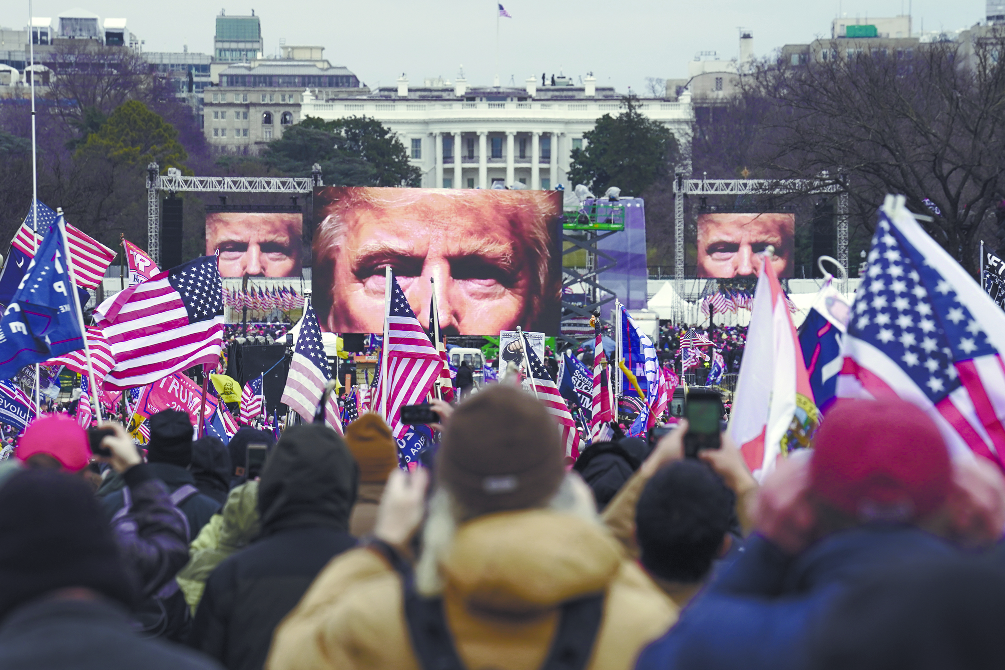 La explosión del radicalismo político: El Inevitable destino del trumpismo