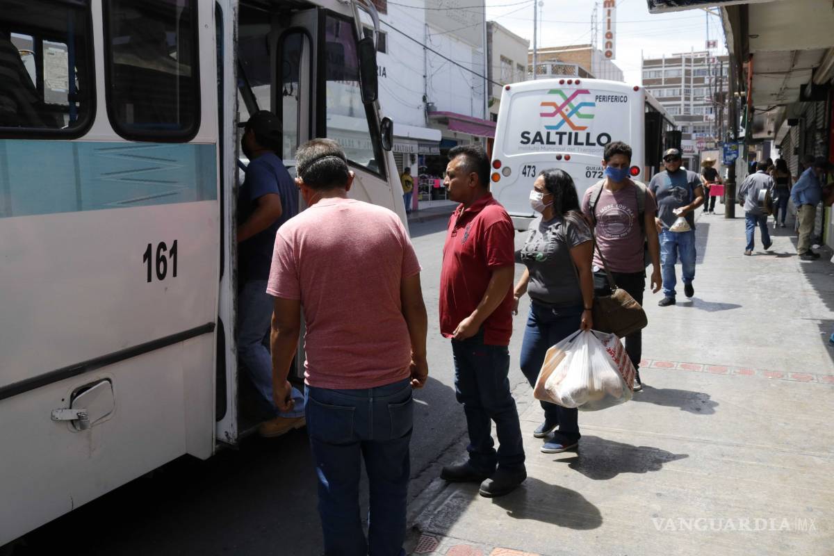 Saltillenses no respetan cuarentena de COVID-19; reportan mayor alza y siguen aglomeraciones
