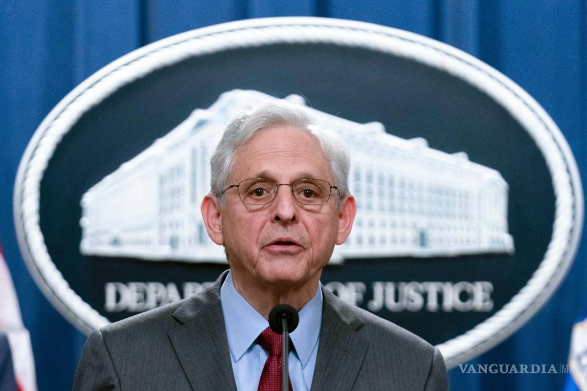 $!El fiscal general Merrick Garland habla durante una conferencia de prensa en la sede del Departamento de Justicia en Washington.