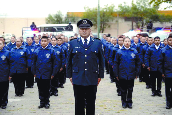 Tiene Saltillo 75 nuevos policías; suman mil 142 efectivos